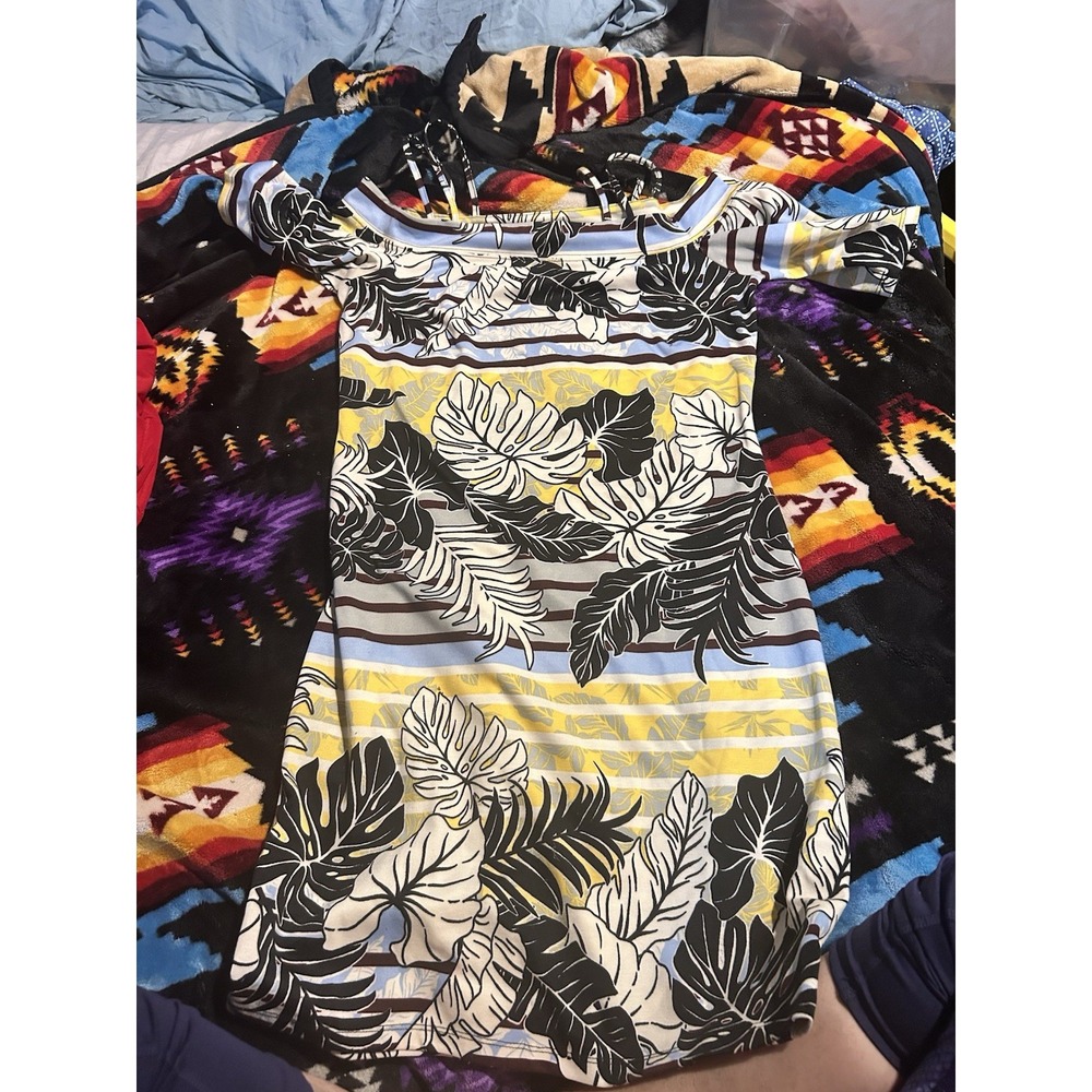 H&M Women's Medium Tropical Leaf Print Cold Shoulder Dress Striped Multicolor